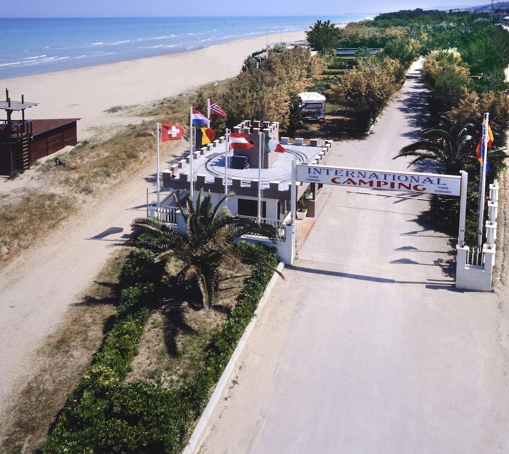 International Camping Torre Cerrano Pineto Exteriér fotografie