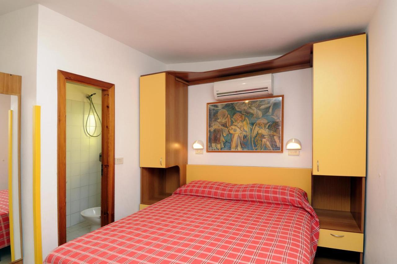 International Camping Torre Cerrano Pineto Exteriér fotografie